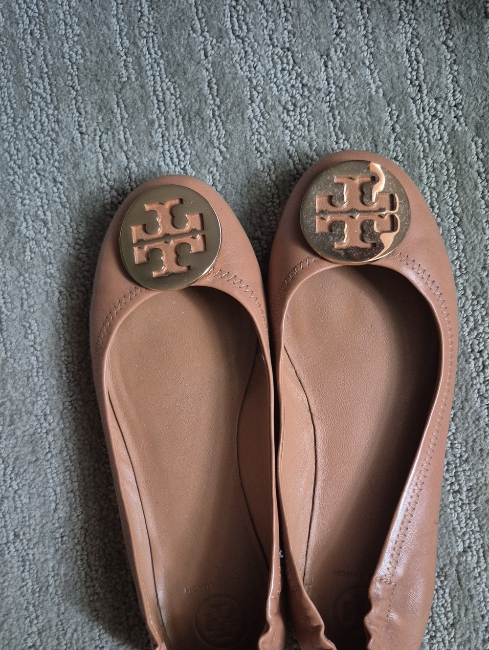 Tory Burch Leather Ballet Flats in Cognac with Gold Logo